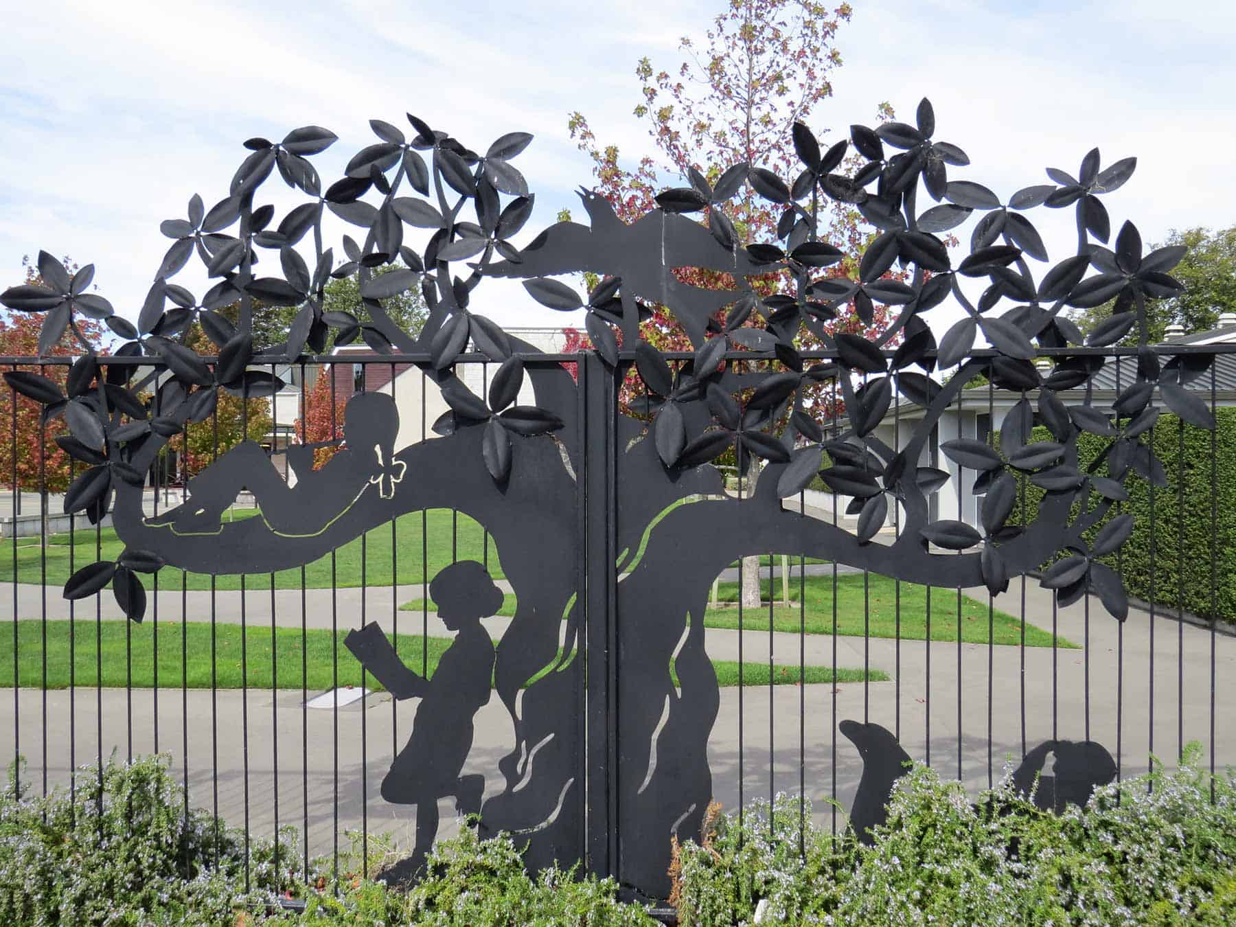 SHS-Flower-Reading-Gate